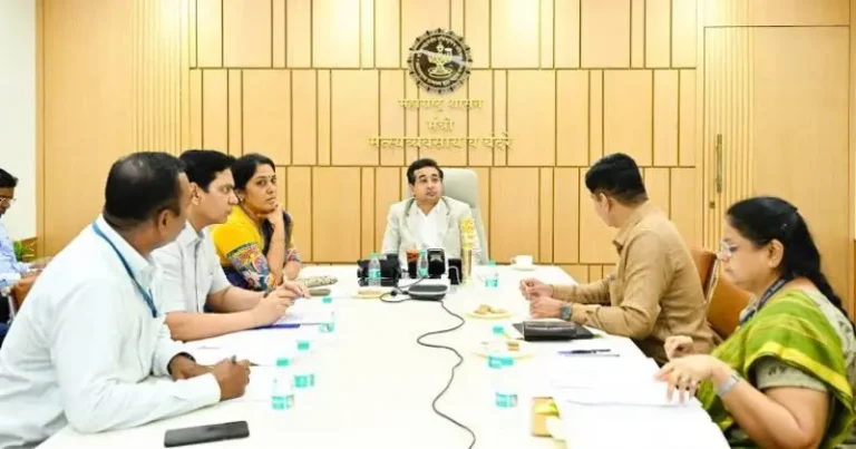मच्छीमारांच्या नुकसानभरपाईचा नव्याने विचार – मत्स्यव्यवसाय मंत्री नितेश राणे