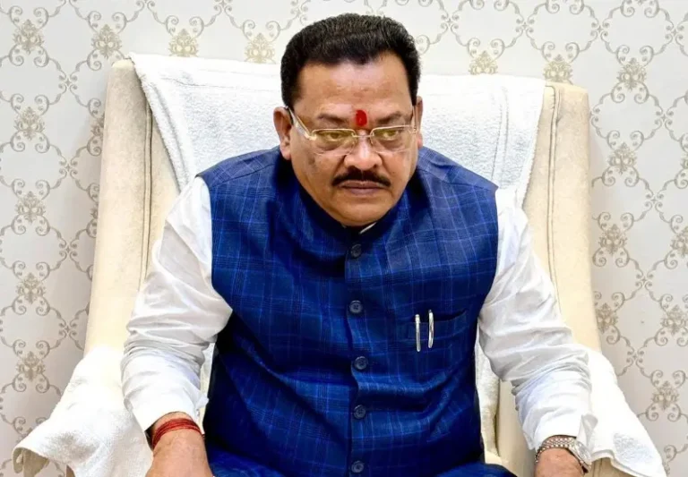 भारतरत्न डॉ बाबासाहेब आंबेडकर यांचे आंतरराष्ट्रीय स्मारक वेळेत पूर्ण करावे – सामाजिक न्याय मंत्री संजय शिरसाट
