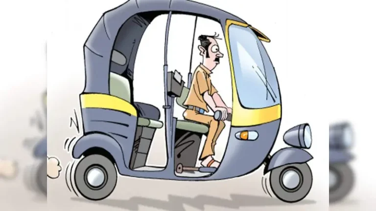 कामठीत ई-रिक्षांचा बेशिस्त धुमाकूळ; वाहतूक पोलिस झोपले आहेत का?