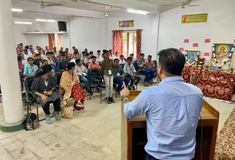 भंडारा जिल्ह्यातील ४१ विद्यार्थी इस्रो अभ्यास दौऱ्यासाठी रवाना