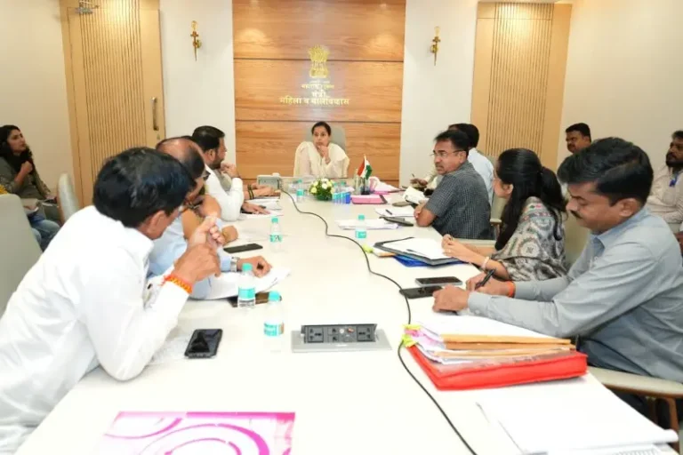 रायगड जिल्ह्यातील क्रीडा संकुलांचा विकास स्थानिक गरजांनुसार करा; क्रीडा संकुलाच्या कामांना गती द्या – मंत्री आदिती तटकरे