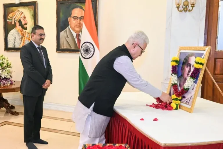 82nd Birth Anniversary of late PM Rajiv Gandhi observed at Lok Bhavan
