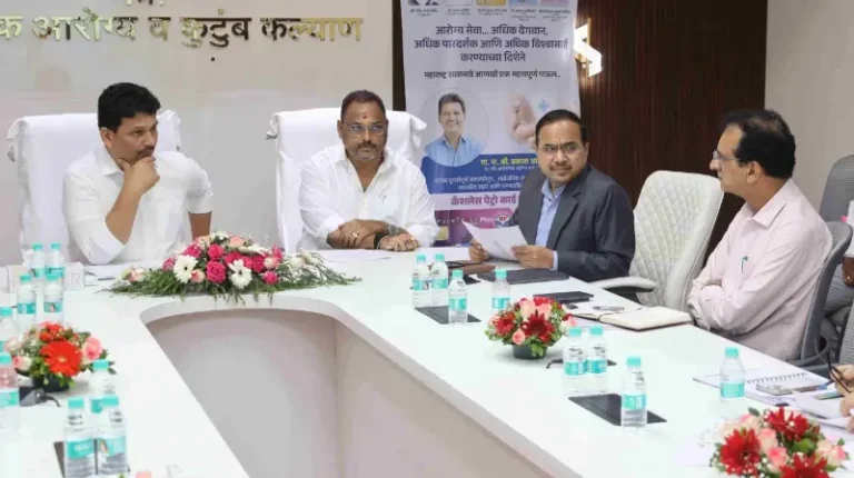 कोल्हापूर जिल्ह्यातील शिरोळ तालुक्यातील आरोग्य सुविधा अधिक सक्षम करणार – सार्वजनिक आरोग्यमंत्री प्रकाश आबिटकर