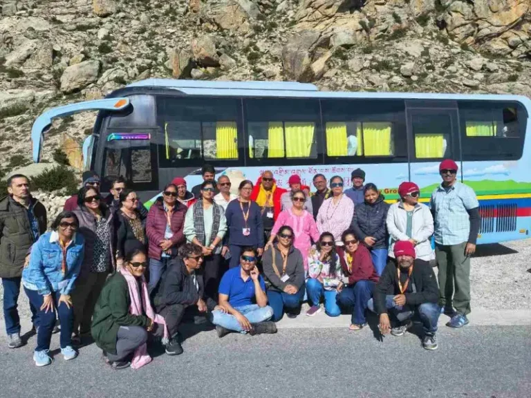  सागा येथे अडकलेले महाराष्ट्रातील 37 भाविक काठमांडूकडे सुखरूप रवाना