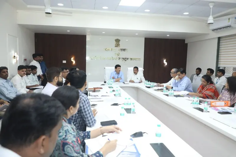 सार्वजनिकआरोग्यमंत्रीप्रकाशआबिटकरयांचाकार्यक्रम1_copy_800x534