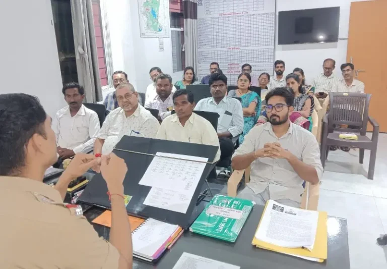 डीजे-लेझरला फाटा ; ढोल-ताशांच्या गजरात गणेशोत्सव साजरा करा !