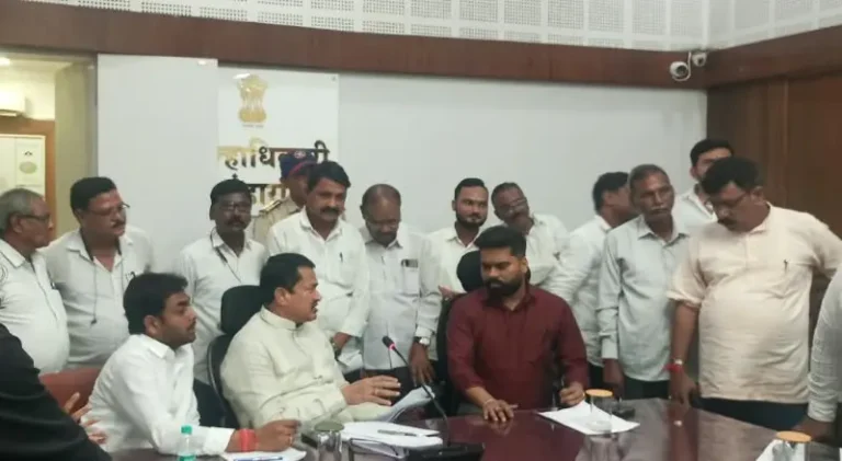 कलावंत मानधन निवड समितीतील राजकीय हस्तक्षेपावर नाना पटोले आक्रमक; श्रीकांत नागदेवे यांच्या उपोषणाची प्रशासनाकडून दखल