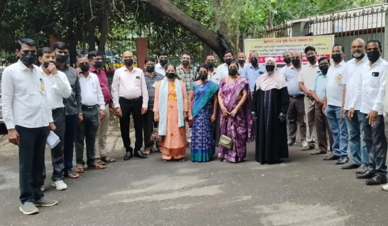 जुनी पेन्शन योजनेसाठी २६ हजार पेन्शनधारकांचा लढा तीव्र