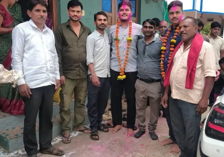 नरसाळा येथील युवक यश जगदीश गजभिये यांची आज महसूल सहाय्यक पदी निवड
