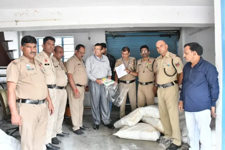 625 किलो प्रतिबंधित प्लास्टिक जब्त