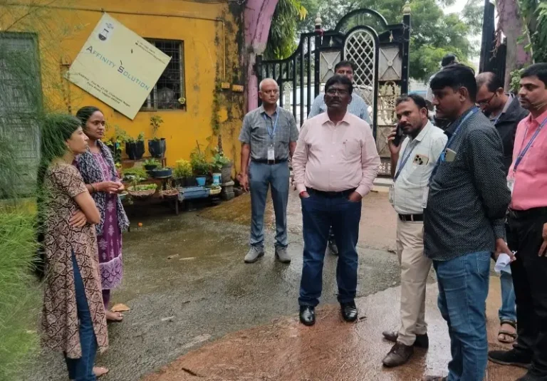 नेहरूनगर झोनद्वारे एकाच दिवसात १२ लाख रुपयांची थकीत कर वसुली