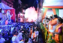 ‘गणपती बाप्पा मोरया’च्या जयघोषाने निनादले शहर; चंद्रपूरकरांच्या भक्तीला आ. सुधीर मुनगंटीवार यांची सलामी