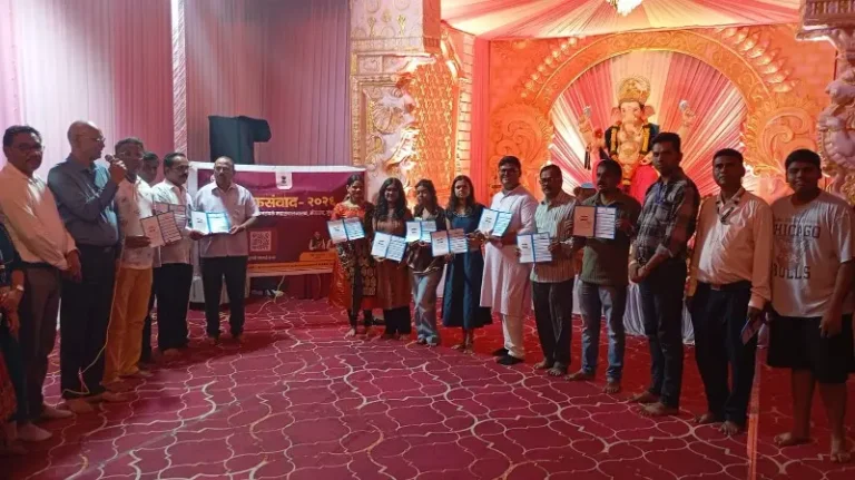 गणेश मंडप बनले लोककल्याणकारी योजनांच्या माहितीचे व्यासपीठ