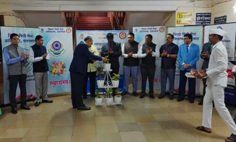 राष्ट्रीय लोकअदालतीत ११ हजार १३८ प्रकरणे निकाली; चार जोडप्यांचा संसार सावरला