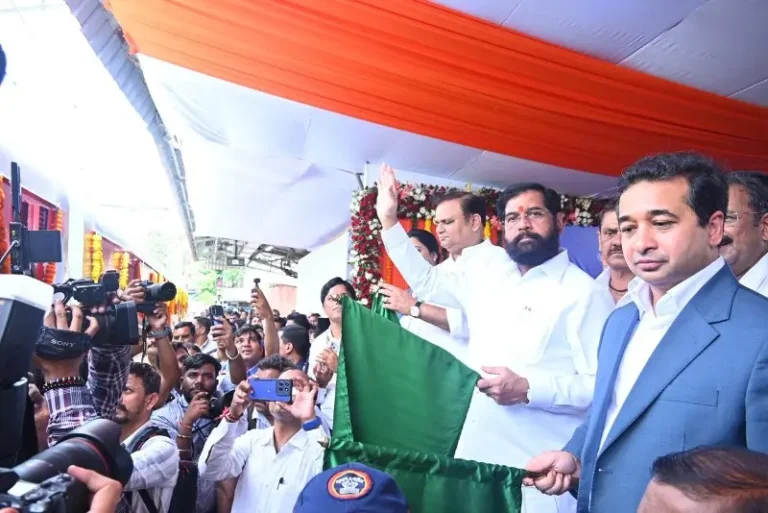 मुंबईतील लोकल फेऱ्यांची संख्या २०३० पर्यंत ३,५०० पर्यंत वाढविणार – केंद्रीय रेल्वेमंत्री अश्विनी वैष्णव