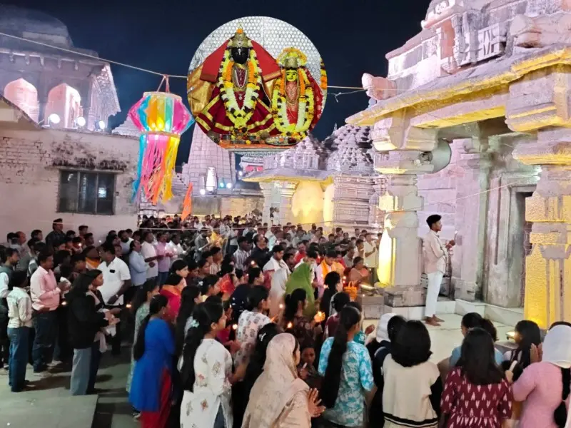प्रख्यात रामगडावर काकडा आरतीला प्रारंभ प्रख्यात रामगडावर काकडा आरतीला प्रारंभ