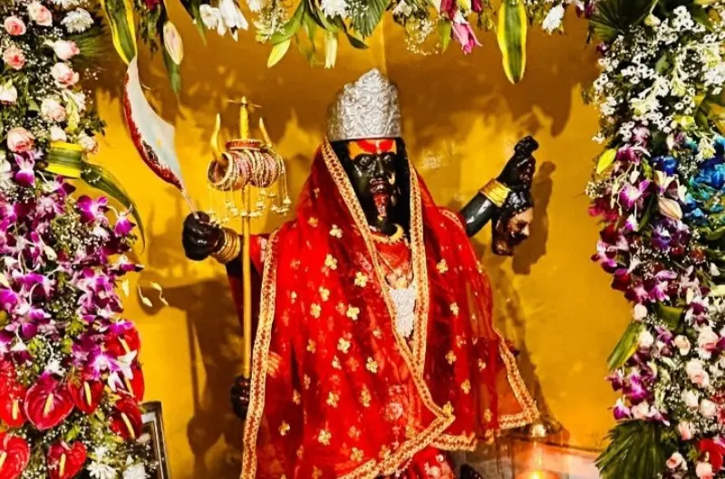 १५ ऑक्टोबंर पासुन जय महाकाली मंदिरात नवरात्रौत्सव १५ ऑक्टोबंर पासुन जय महाकाली मंदिरात नवरात्रौत्सव