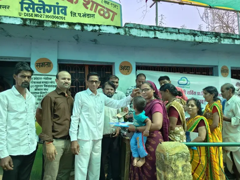 अंजना फाऊंडेशनच्या वतीने सिलेगाव येथे भव्य महाआरोग्य शिबिर संपन्न २४० नागरिकांची मोफत तपासणी; ३१४ जणांना चष्मे वाटप अंजना फाऊंडेशनच्या वतीने सिलेगाव येथे भव्य महाआरोग्य शिबिर संपन्न २४० नागरिकांची मोफत तपासणी; ३१४ जणांना चष्मे वाटप