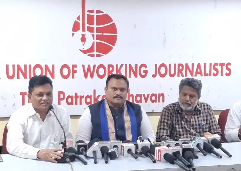 पदवीधर मतदारसंघाच्या निवडणुकीत नितीन नागदेवते यांना विजयी करण्याचे आवाहन पदवीधर मतदारसंघाच्या निवडणुकीत नितीन नागदेवते यांना विजयी करण्याचे आवाहन