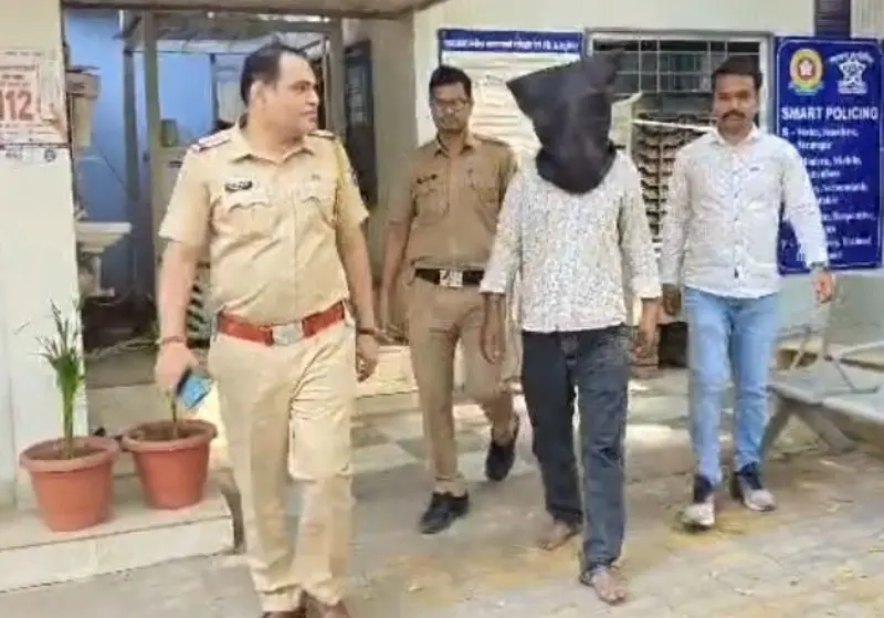 भांडेवाड़ी में दो गुटों के बीच खूनी संघर्ष भांडेवाड़ी में दो गुटों के बीच खूनी संघर्ष