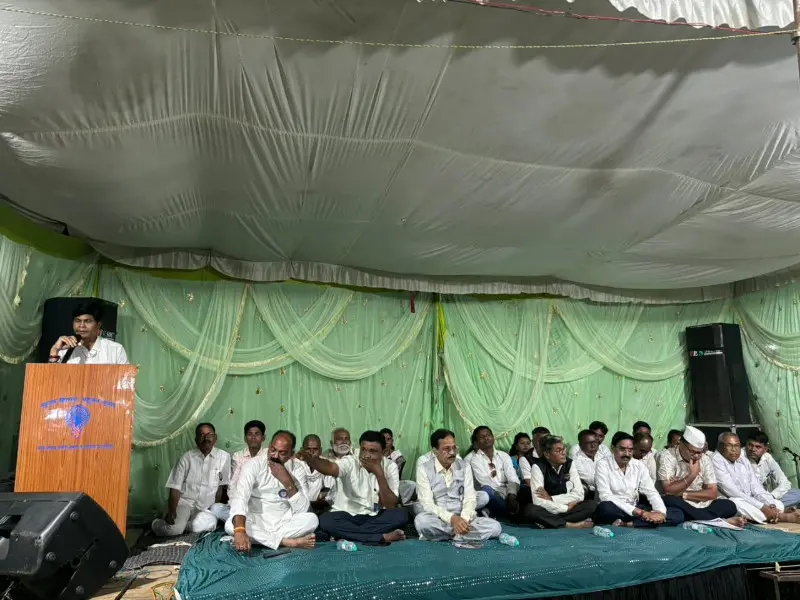 समता, बंधुता और मानवता ही बुद्ध का सच्चा धम्म समता, बंधुता और मानवता ही बुद्ध का सच्चा धम्म