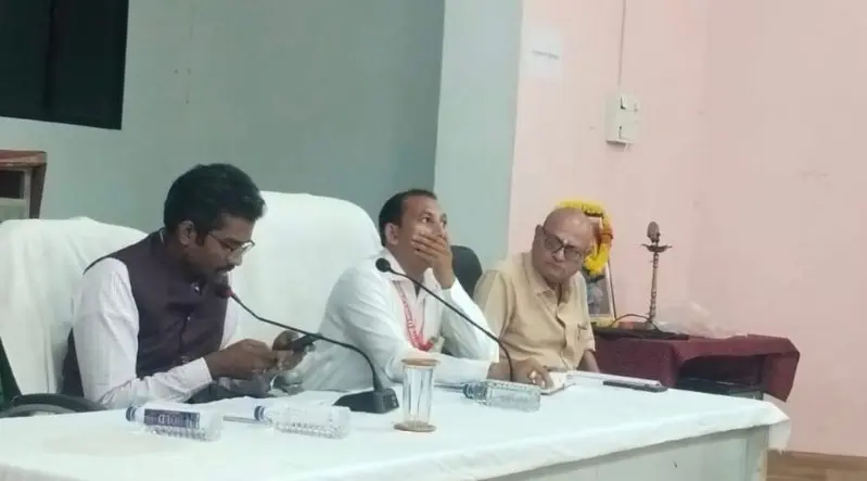 गोरेगांव में ‘मुख्यमंत्री समृद्ध पंचायतराज अभियान’ गोरेगांव में ‘मुख्यमंत्री समृद्ध पंचायतराज अभियान’