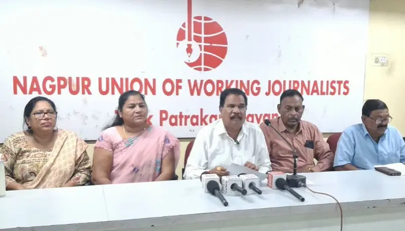 १९ ऑक्टोबरला राज्यव्यापी कार्यकर्ता मेळावा १९ ऑक्टोबरला राज्यव्यापी कार्यकर्ता मेळावा