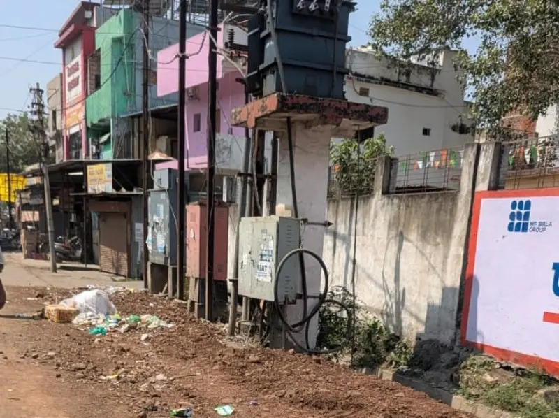 सिंधी कॉलोनीजवळील कचऱ्याच्या समस्येवर कायमस्वरूपी उपाय सिंधी कॉलोनीजवळील कचऱ्याच्या समस्येवर कायमस्वरूपी उपाय