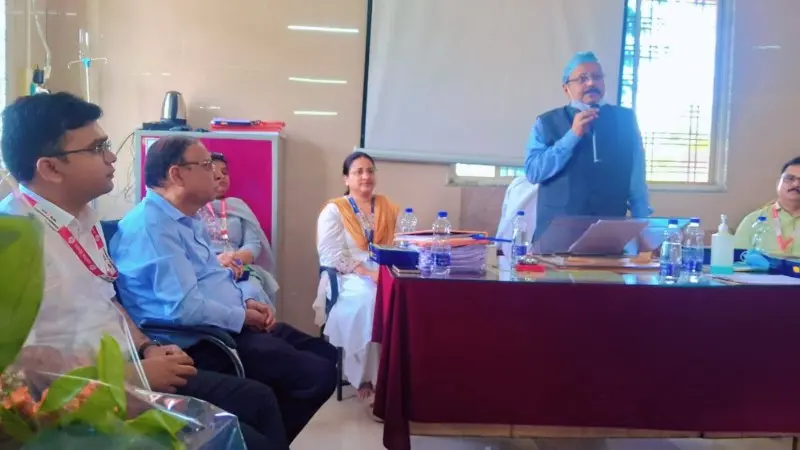 कामठी उपजिल्हा रुग्णालयात मानसिक आरोग्य शिबिराला उत्स्फूर्त प्रतिसाद कामठी उपजिल्हा रुग्णालयात मानसिक आरोग्य शिबिराला उत्स्फूर्त प्रतिसाद