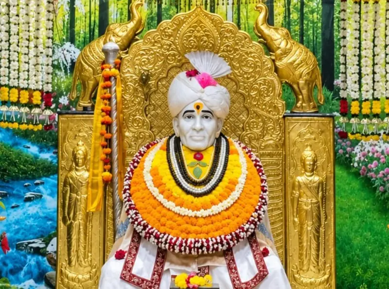 शेगांवची भक्तिगंगा कोराडीच्या महालक्ष्मी मंदिरात अवतरणार! शेगांवची भक्तिगंगा कोराडीच्या महालक्ष्मी मंदिरात अवतरणार!