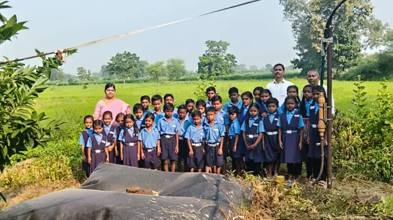आनंददायी शनिवार अंतर्गत जि प शाळा तोंडलीच्या विद्यार्थ्यांची गोबरगॅस संयंत्राला क्षेत्रभेट आनंददायी शनिवार अंतर्गत जि प शाळा तोंडलीच्या विद्यार्थ्यांची गोबरगॅस संयंत्राला क्षेत्रभेट