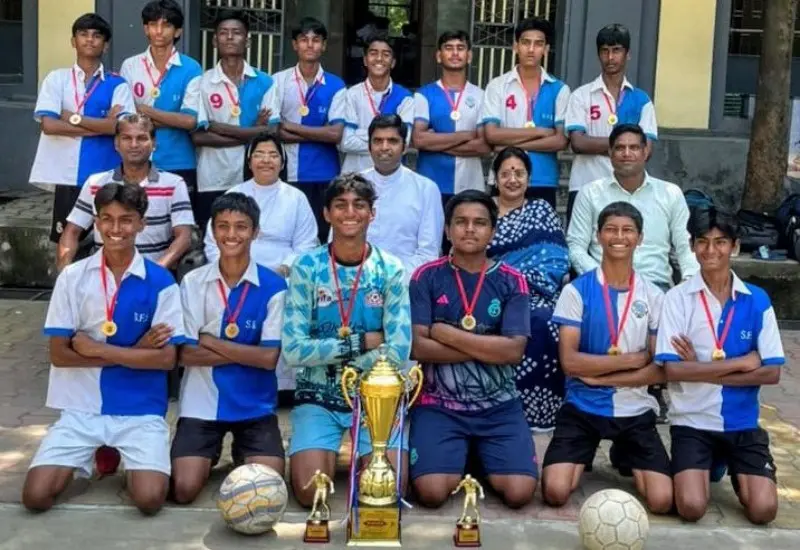 SFS स्कूल की फुटबॉल में दोहरी सफलता SFS स्कूल की फुटबॉल में दोहरी सफलता