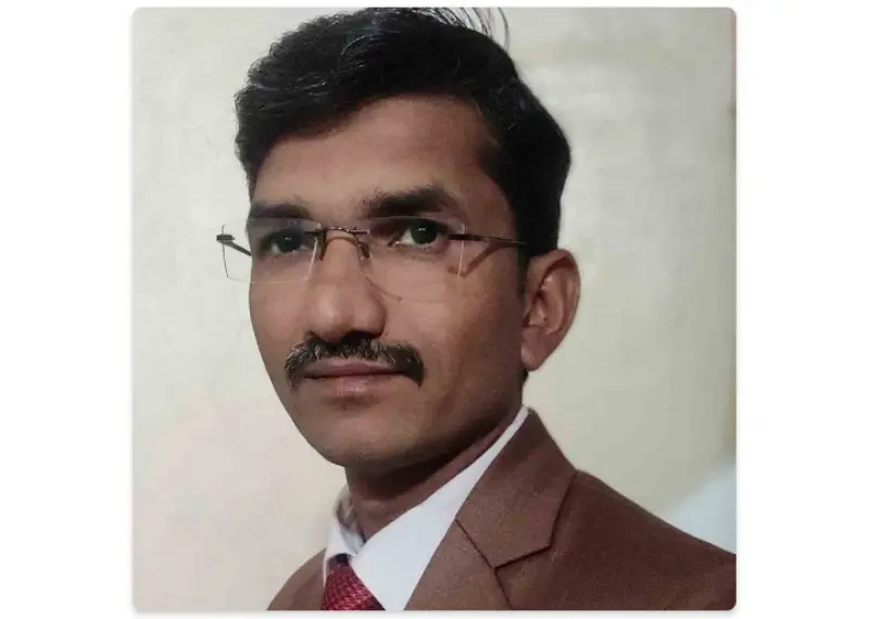 पदवीधरांच्या आणि विद्यार्थ्यांच्या प्रश्नांसाठी डॉ. बिपीन तुपे निवडणुकीच्या मैदानात उतरणार पदवीधरांच्या आणि विद्यार्थ्यांच्या प्रश्नांसाठी डॉ. बिपीन तुपे निवडणुकीच्या मैदानात उतरणार