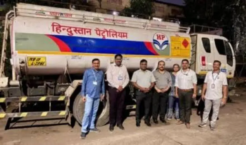 मुंबई-ठाणे शिधावाटप विभागाच्या कारवाईत ९४.३७ लाखांचा मुद्देमाल जप्त मुंबई-ठाणे शिधावाटप विभागाच्या कारवाईत ९४.३७ लाखांचा मुद्देमाल जप्त